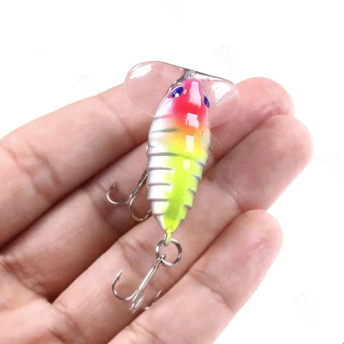 1pc Floating cicada Lure 4.4g Bionic Artificial surface Bait Insect top water 4cm